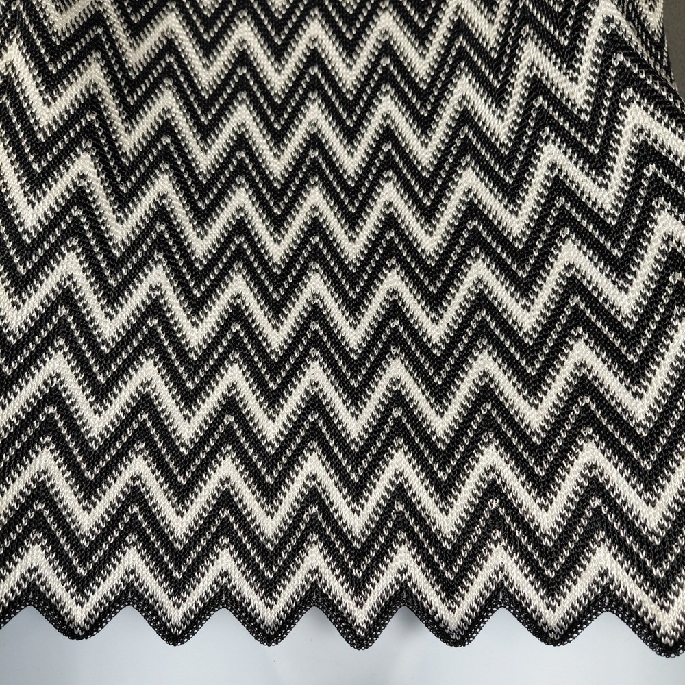 Nordstrom Classiques Entier Womens L Black White Chevron Zig Zag Knit Tank Top - Picture 4 of 9
